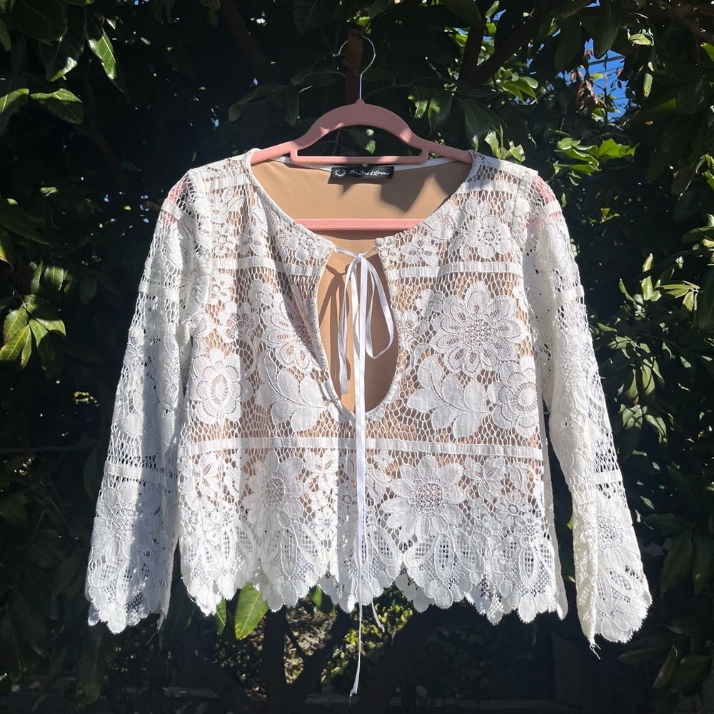 FOR LOVE & LEMONS white lace overlay 3/4 long sleeve boho cropped tie blouse